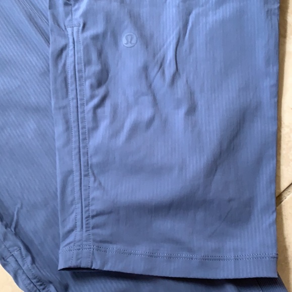 New Lululemon Beyond the Studio Crop - Picture 4 of 7